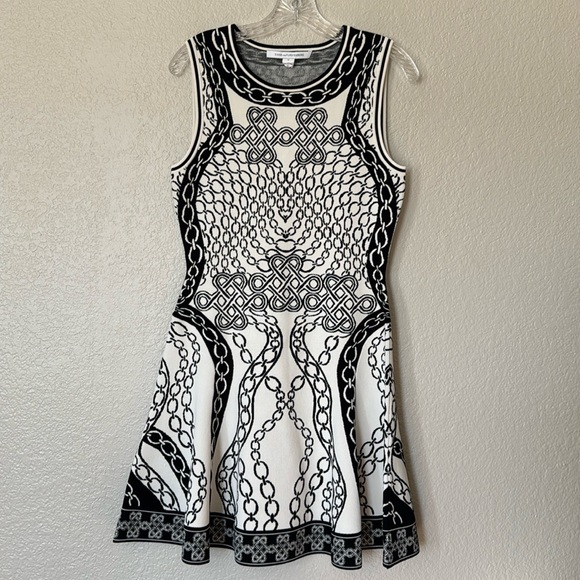 Diane Von Furstenberg Dresses & Skirts - Diane Von Furstenberg Dress
